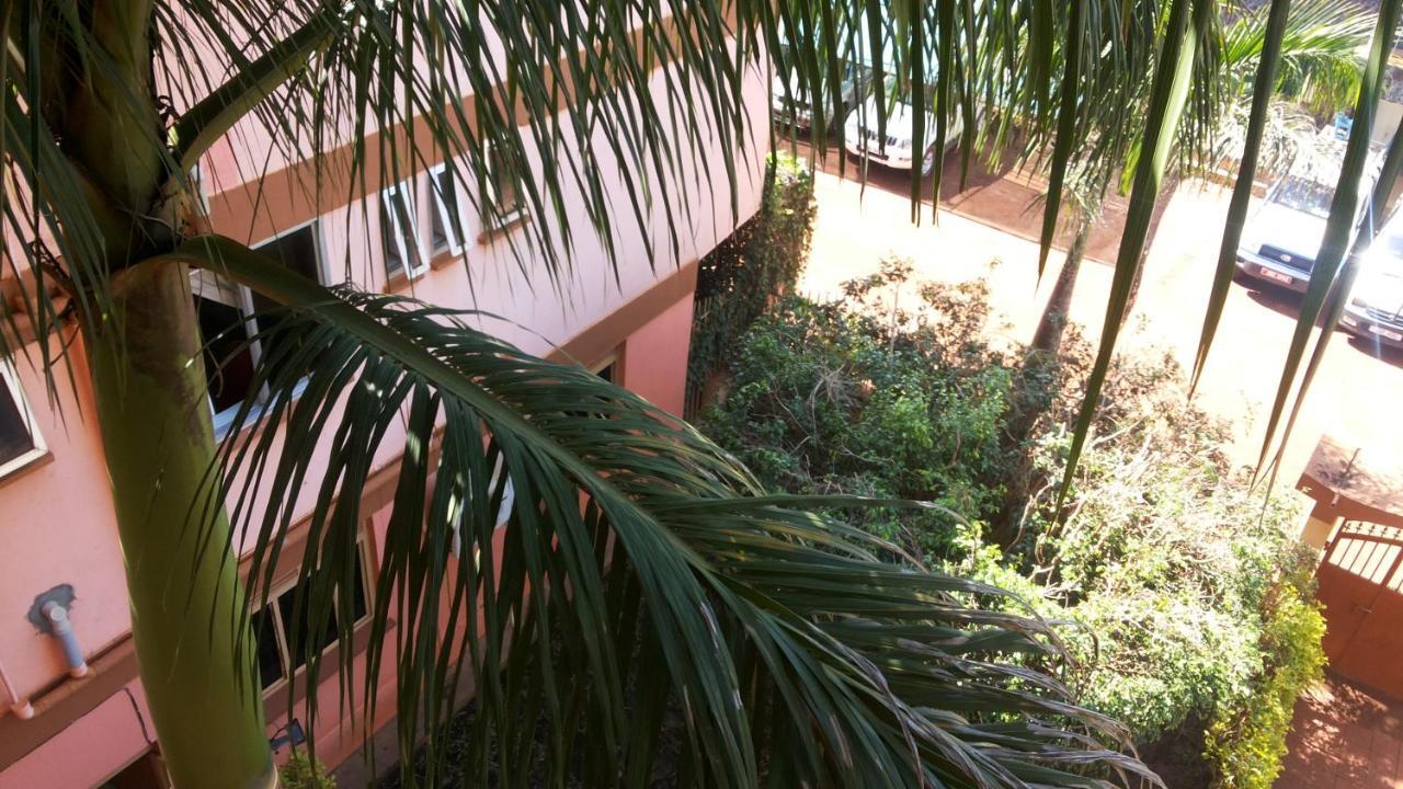 Lira Daysinn Hotel מראה חיצוני תמונה