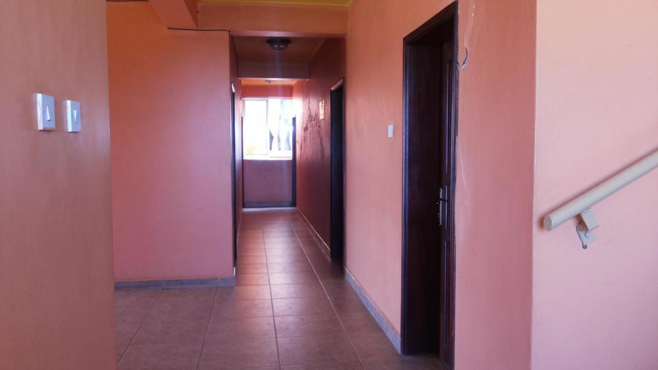 Lira Daysinn Hotel מראה חיצוני תמונה