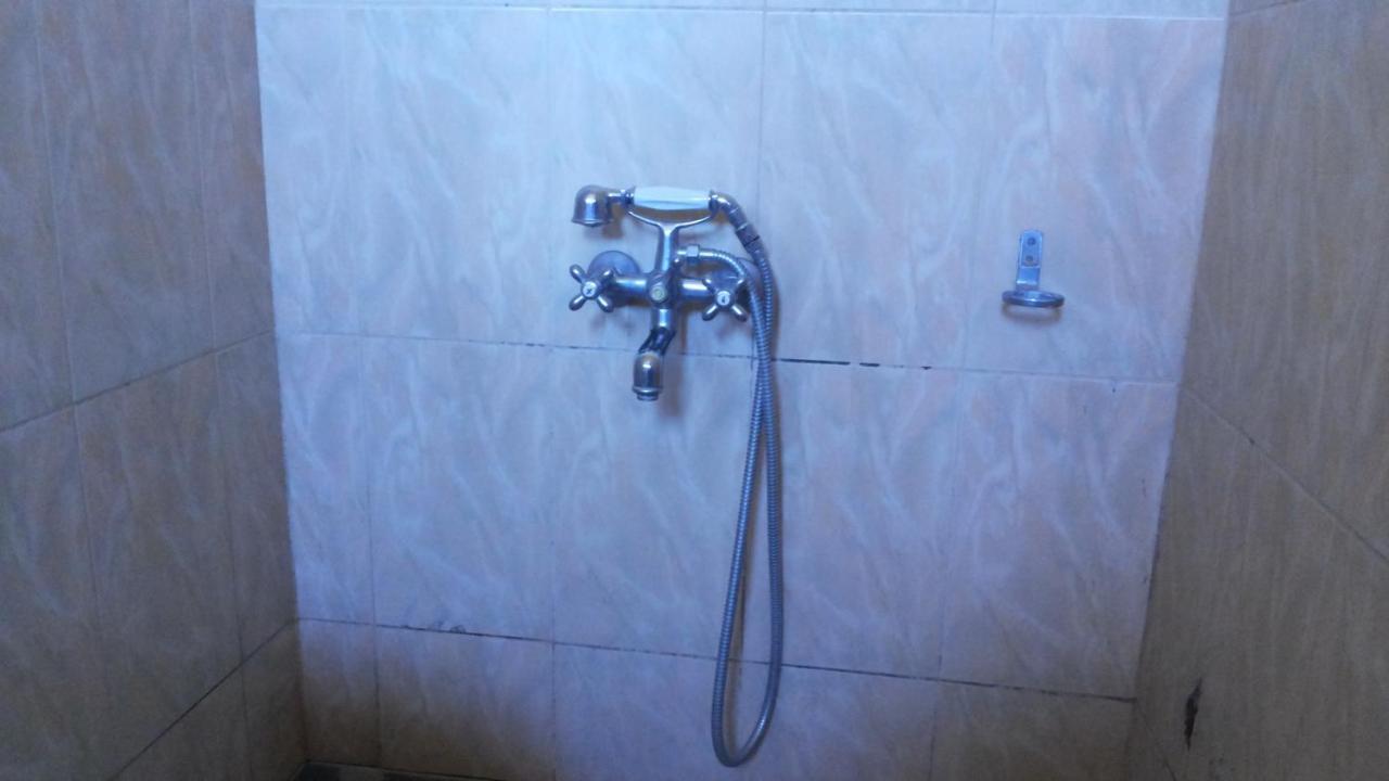 Lira Daysinn Hotel מראה חיצוני תמונה