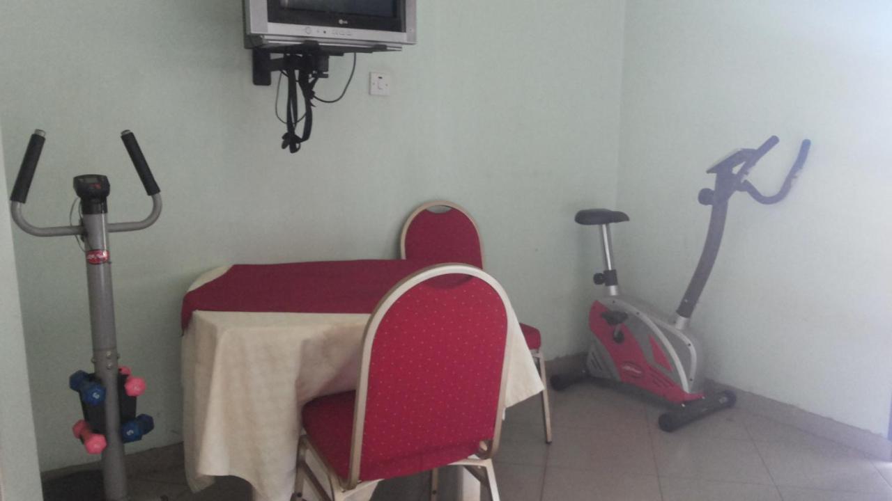 Lira Daysinn Hotel מראה חיצוני תמונה
