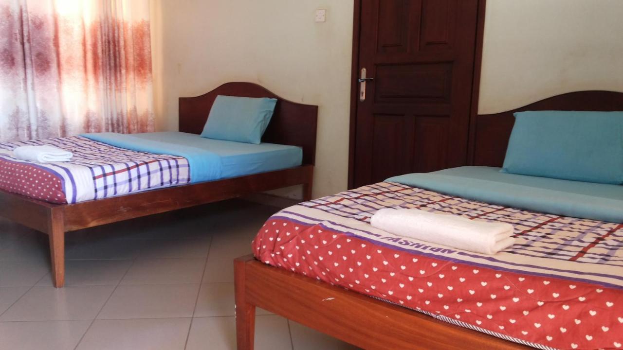 Lira Daysinn Hotel מראה חיצוני תמונה