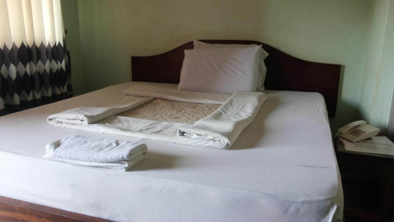 Lira Daysinn Hotel מראה חיצוני תמונה