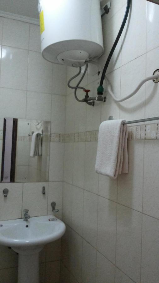 Lira Daysinn Hotel מראה חיצוני תמונה