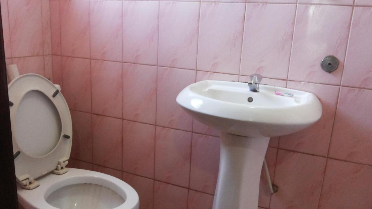 Lira Daysinn Hotel מראה חיצוני תמונה